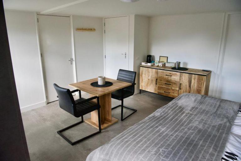 De Slaapmuts Bed & Breakfast Winsum  Екстериор снимка